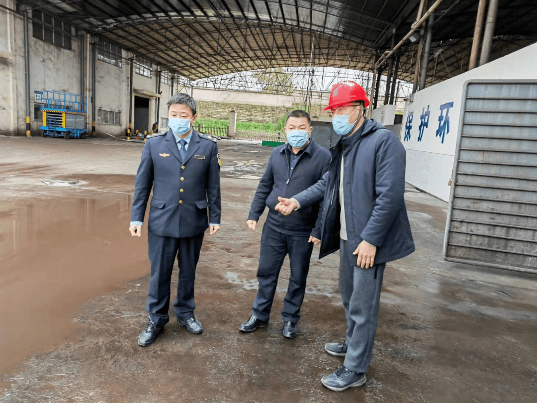 秀山县副县长汤亚兵带队检查重点领域,重点行业环境安全万州区副区长