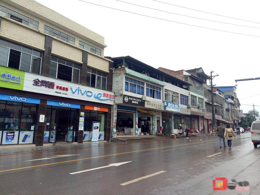 何市镇聚力四个转变办好民生实事