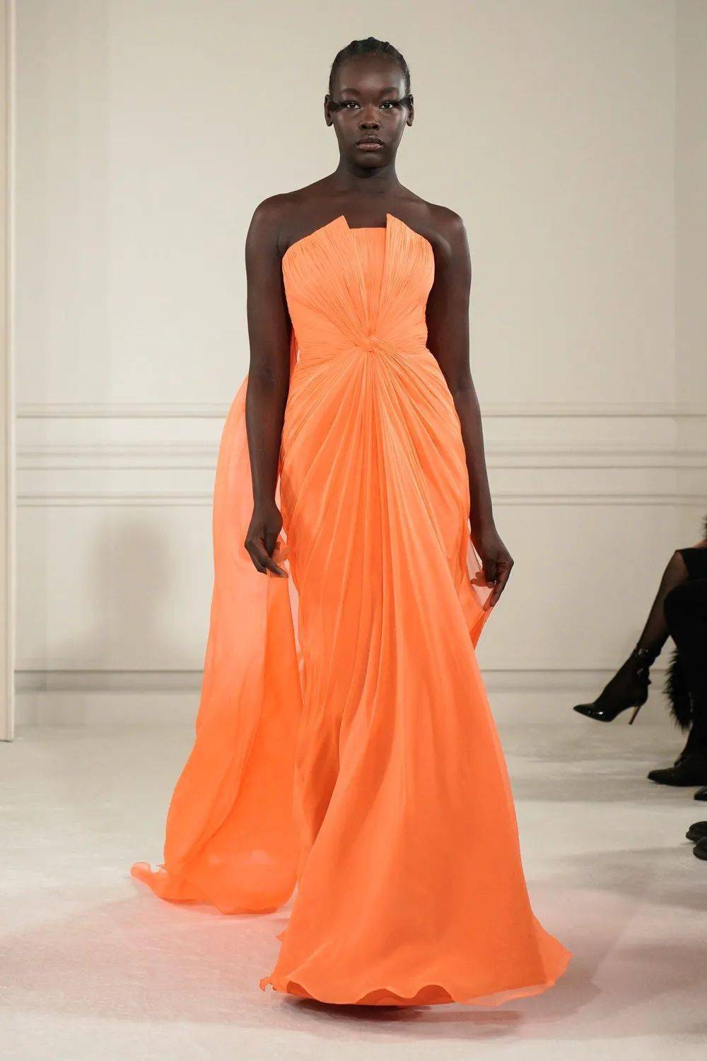 定制【秀场】Valentino 2022春夏高级定制系列