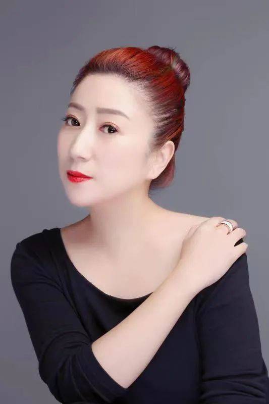 介天津姐姐是冬奥导演!_表演_王淳_群众艺术馆