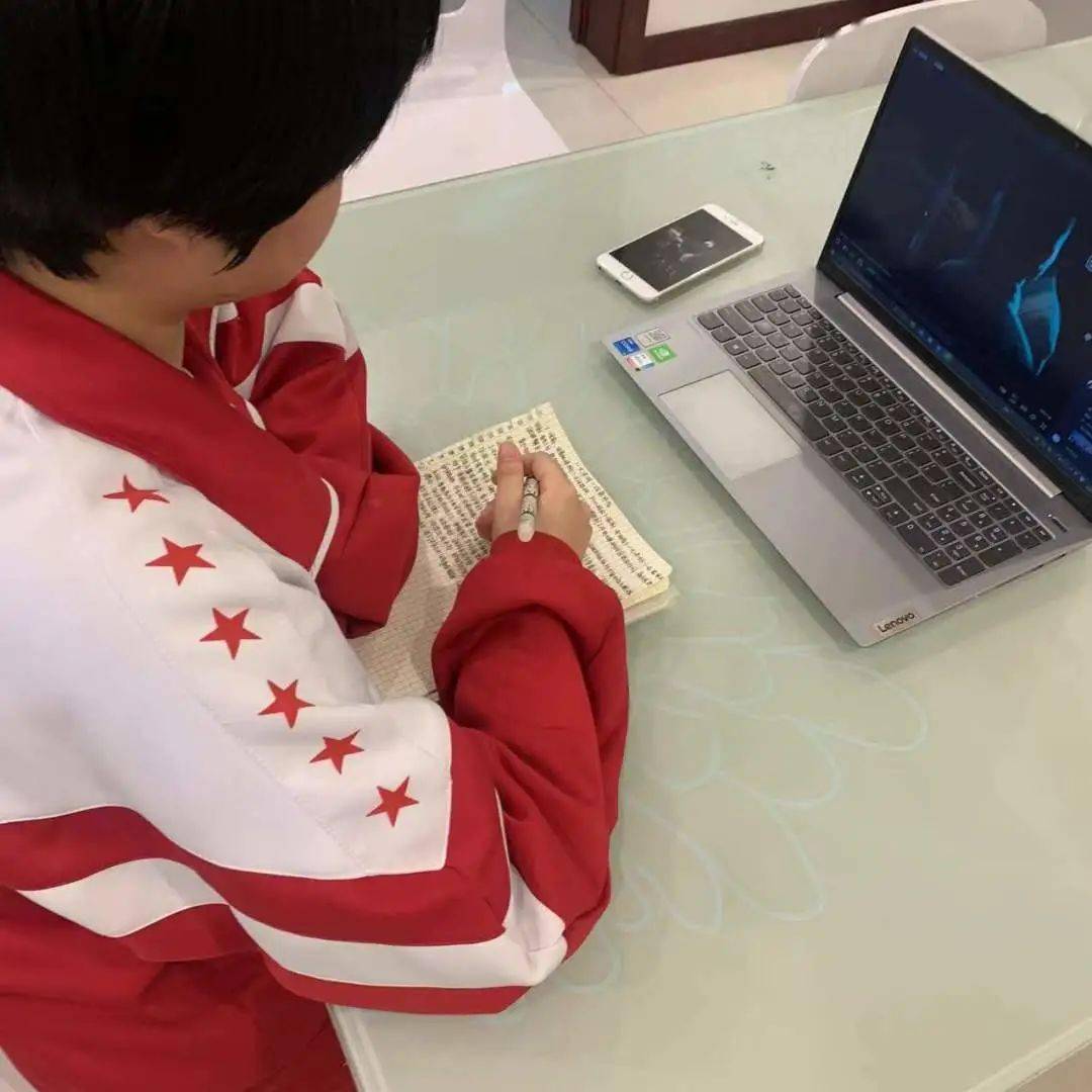 衡水十三中 | 红色观影(1):传承红色基因,弘扬革命精神_祖国_先辈