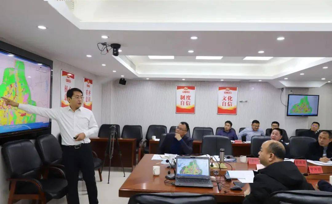 信宜今年能修通哪些大道?_建设_龚庆_项目