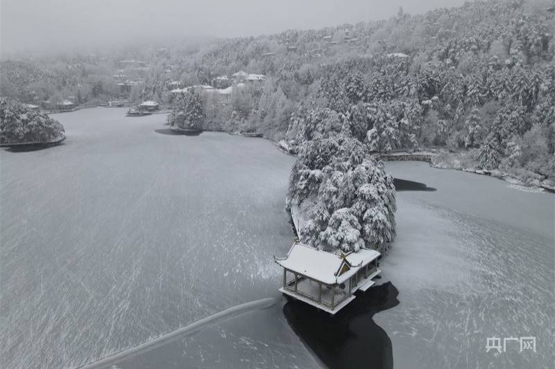 雪乡|【冬韵美】冰封雪盖如琴湖 江南“雪乡”美如画