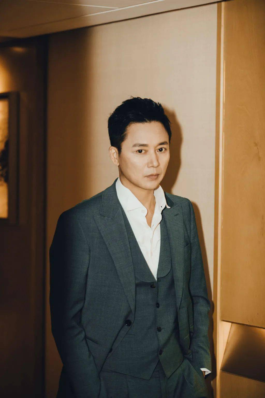 全网震惊:都被你骗了!_刘奕君_张警官_网友