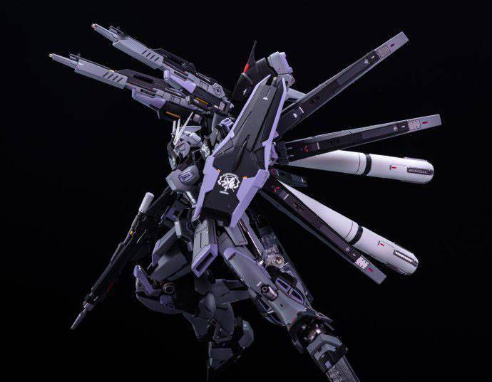 换色变反派,海牛高达模型_暗色_黑色_比例