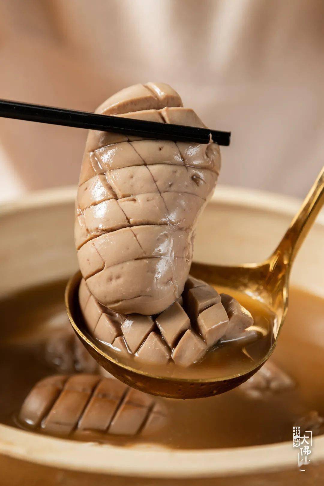 猪腰q弹爽脆,鸡子肥美饱满,猪脑鲜香软嫩~再蘸上这点睛之笔般的姜蓉蘸