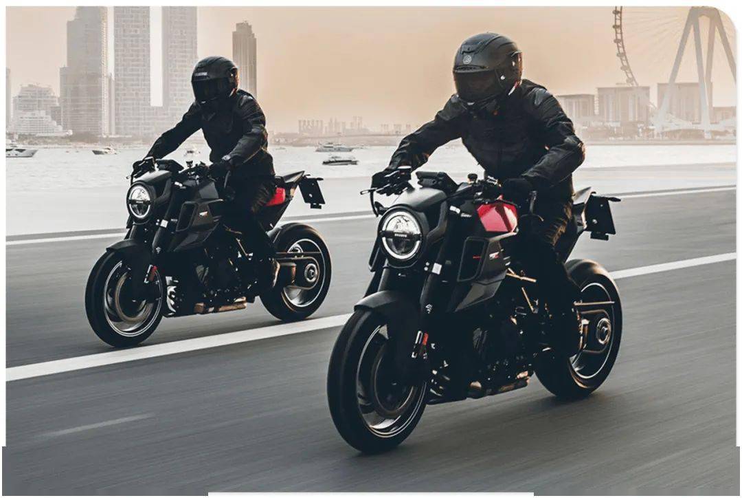 想低调都难2022brabus1300r西装暴徒caféracer限量77台