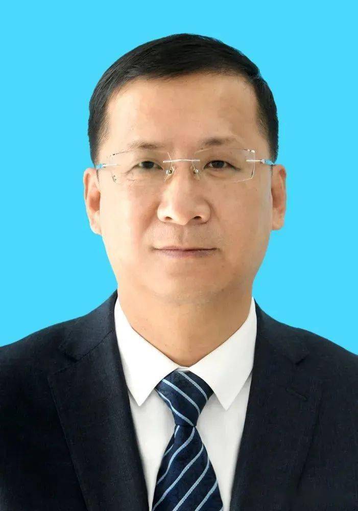 巴彦淖尔市选举产生新一届人大领导班子周玉林当选主任附简历