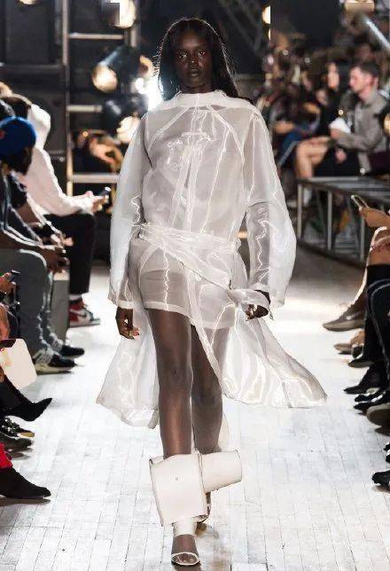 品牌 独家!LV新任男装创意总监来了!