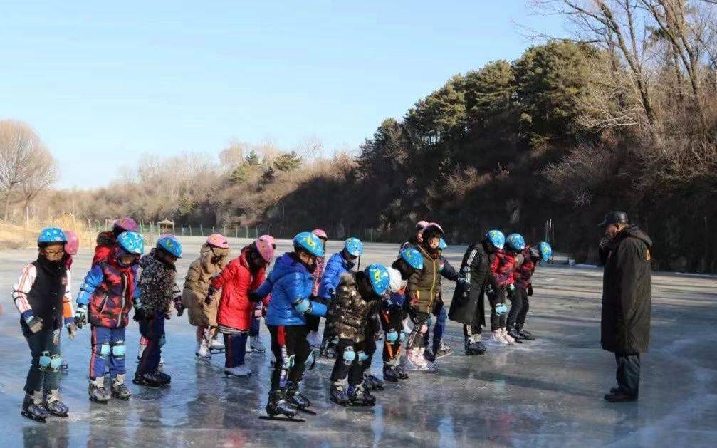 赵纪生|在零下20摄氏度的延庆 有一群驰骋在河面上的“珍珠少年”