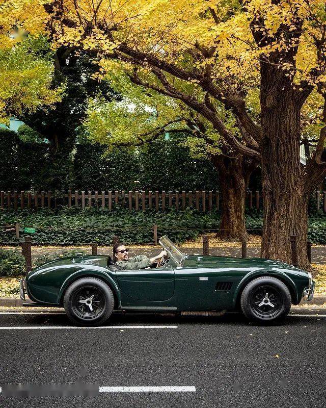 visvim中村世纪对现代世界感到麻木,开着他60岁的保时捷356 Pre-A回归自然_搜狐汽车_搜狐网