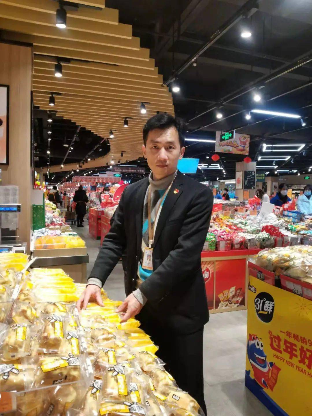 曹辉盘龙城店经理中百仓储超市有限公司经营创效先进个人