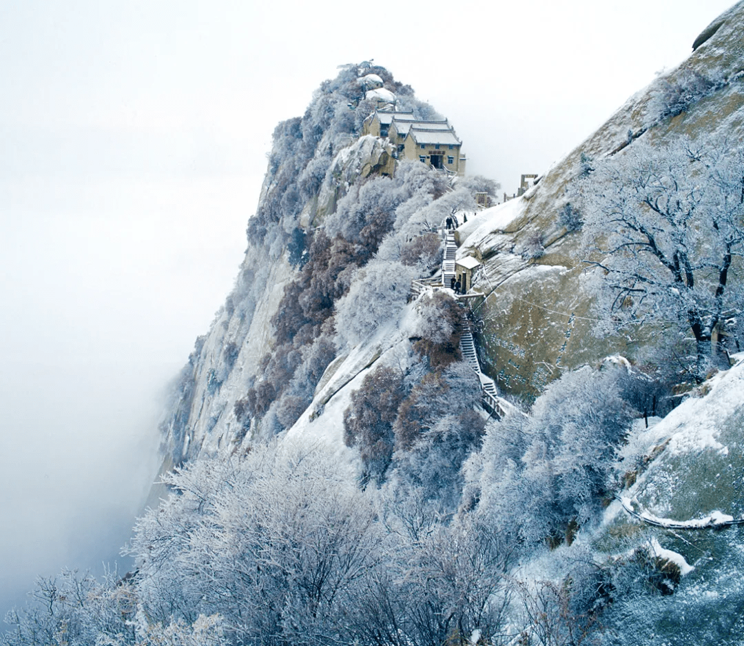 这在里,让我们抓住冬天的尾巴_华山_银装素裹_冰雪