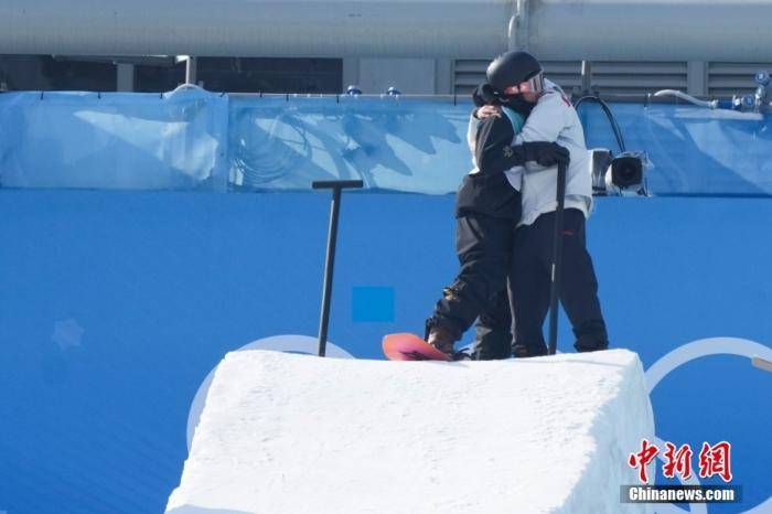 滑雪|专访苏翊鸣日籍教练：如果他需要，我会随时陪在他身边