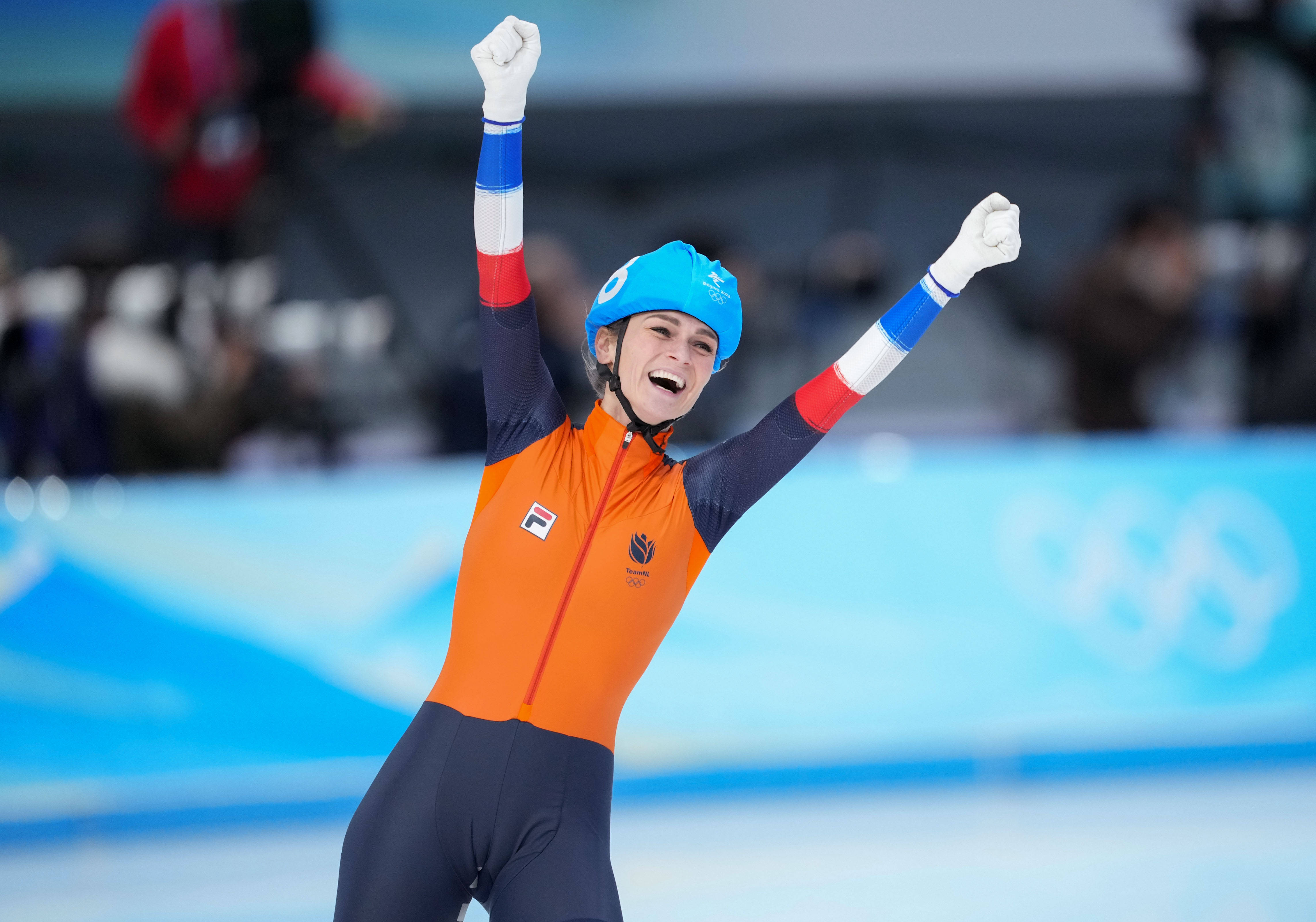速度滑冰——女子集体出发决赛:荷兰选手夺冠