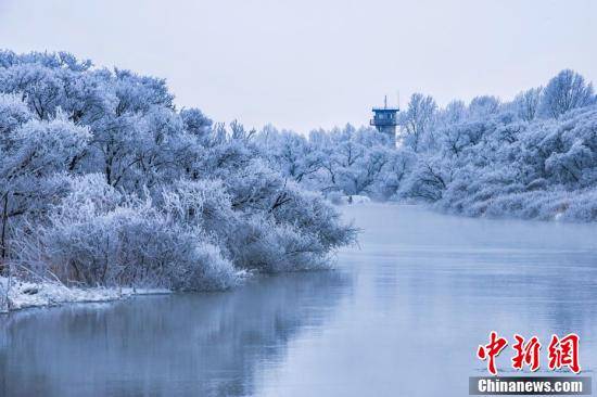 宋传军|雨水节气 中俄界湖兴凯湖冰天雪地现美景