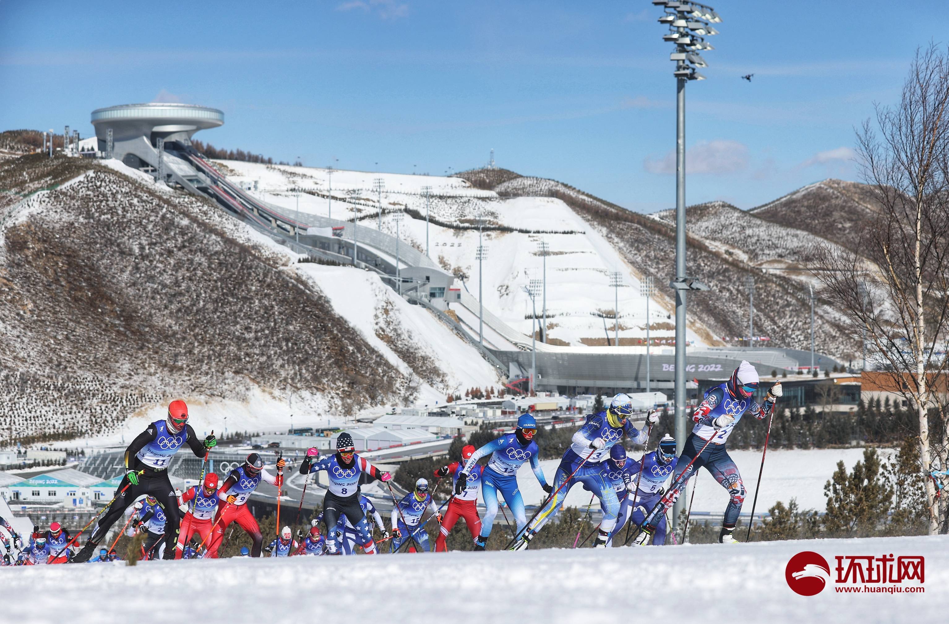 池春雪|越野滑雪女子30公里集体出发，挪威选手摘金