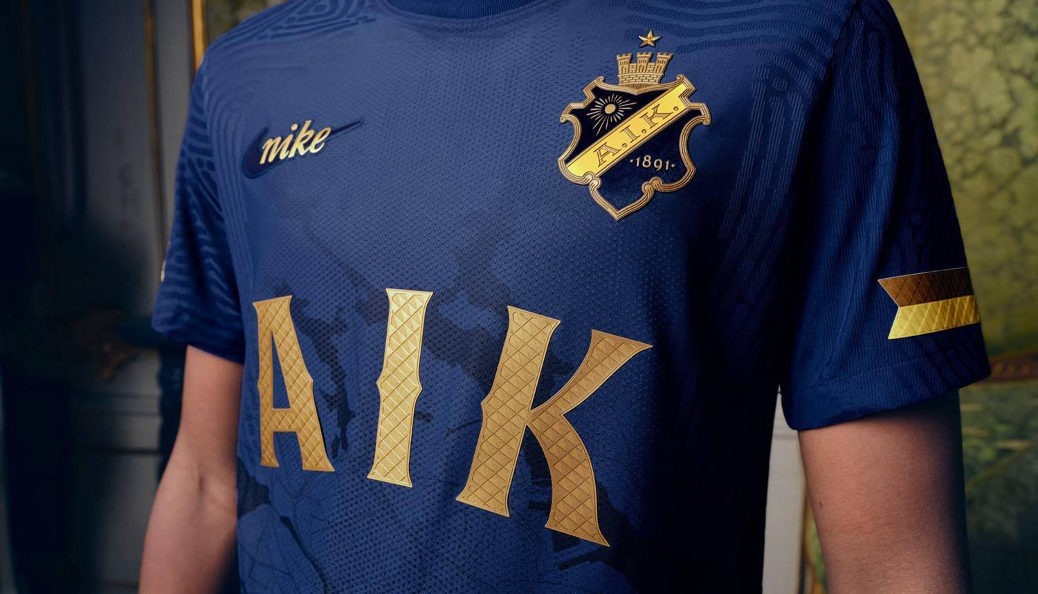 索尔纳aik发布royaledition特别版球衣