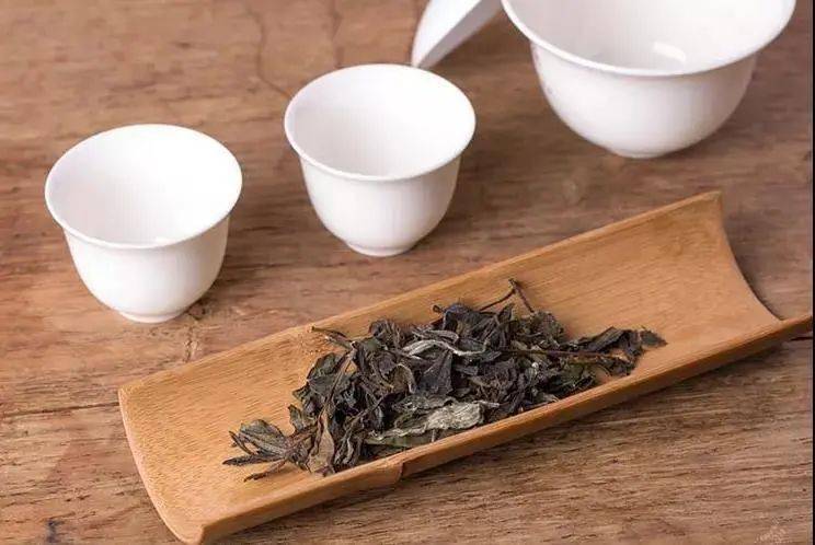 政和|政和高山10年陈荒野白茶,双非遗大师力作,醇厚山野韵,难得一遇稀缺体验!