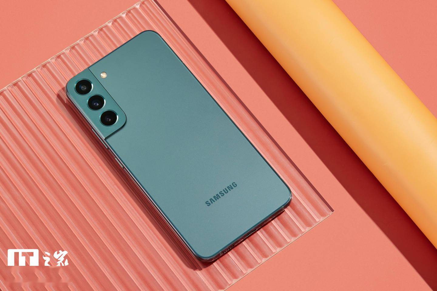 三星 Galaxy S22 / S22 + 体验：熟悉的感觉，小屏款是亮点