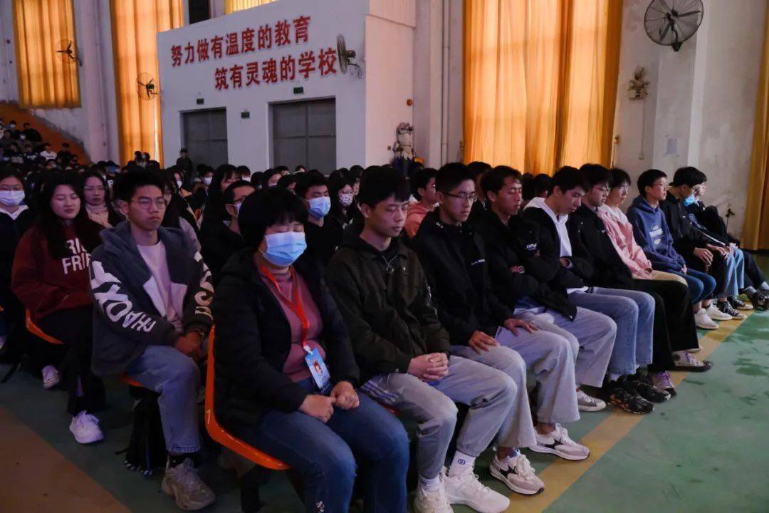 十年寒窗盼前程似锦百日苦战誓金榜题名棉湖中学2022届百日誓师大会暨