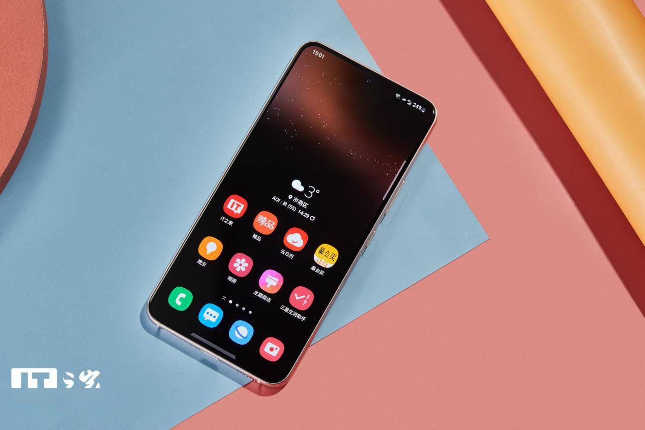 三星 Galaxy S22 / S22 + 体验：熟悉的感觉，小屏款是亮点