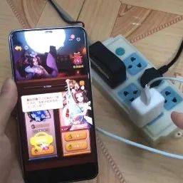 不管什么手机,充电时要牢记这3点,否则手机就离“报废”不远了_时候_电量_边玩