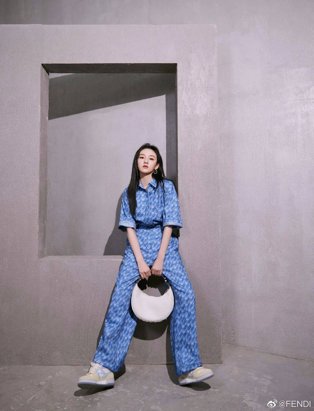 品牌 孔雪儿、宋祖儿昨晚一起看的FENDI“冰与火之歌”，好仙！