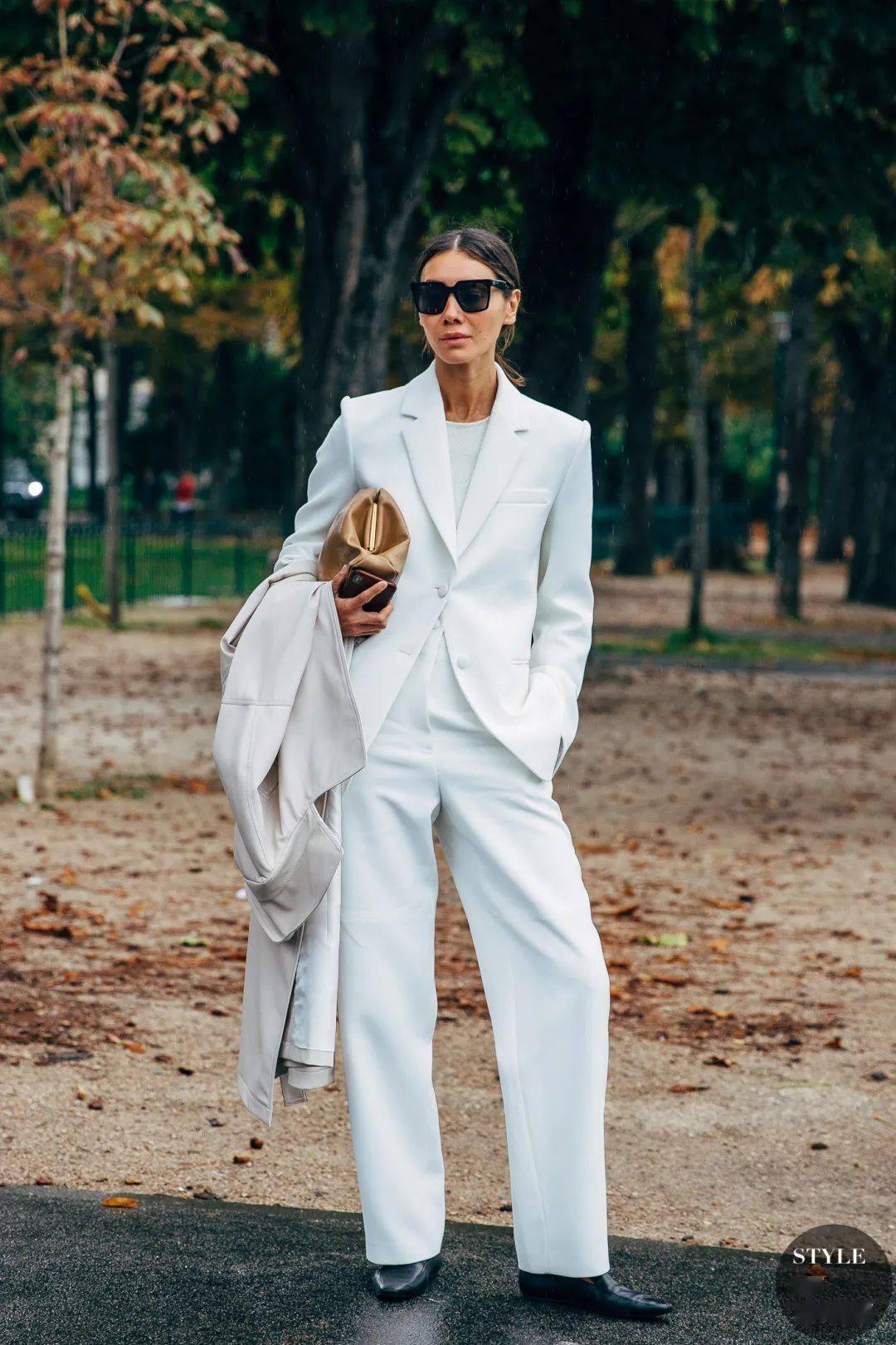 Julie 全世界最会穿西装的女人