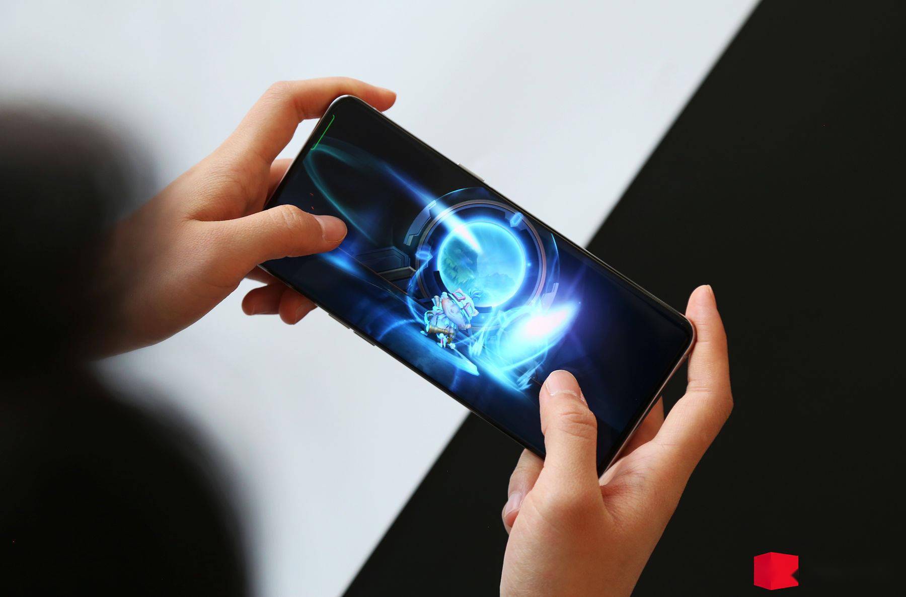 评测|OPPO Find X5 Pro 评测：首发马里亚纳 X 自研芯片，安卓也有了看齐 iPhone 的视频能力