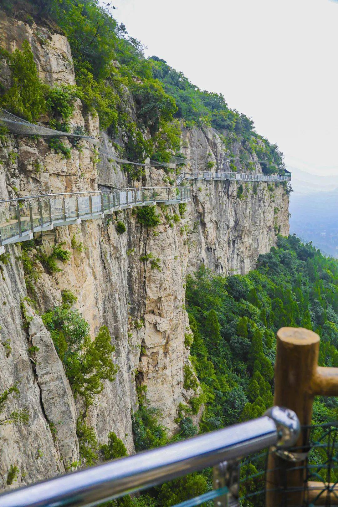 济南青龙山大峡谷图片