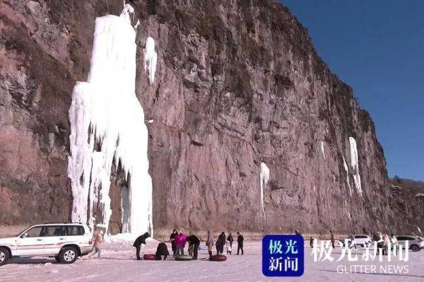 山泉|震撼！黑龙江这里的天然“冰瀑”奇观惊艳