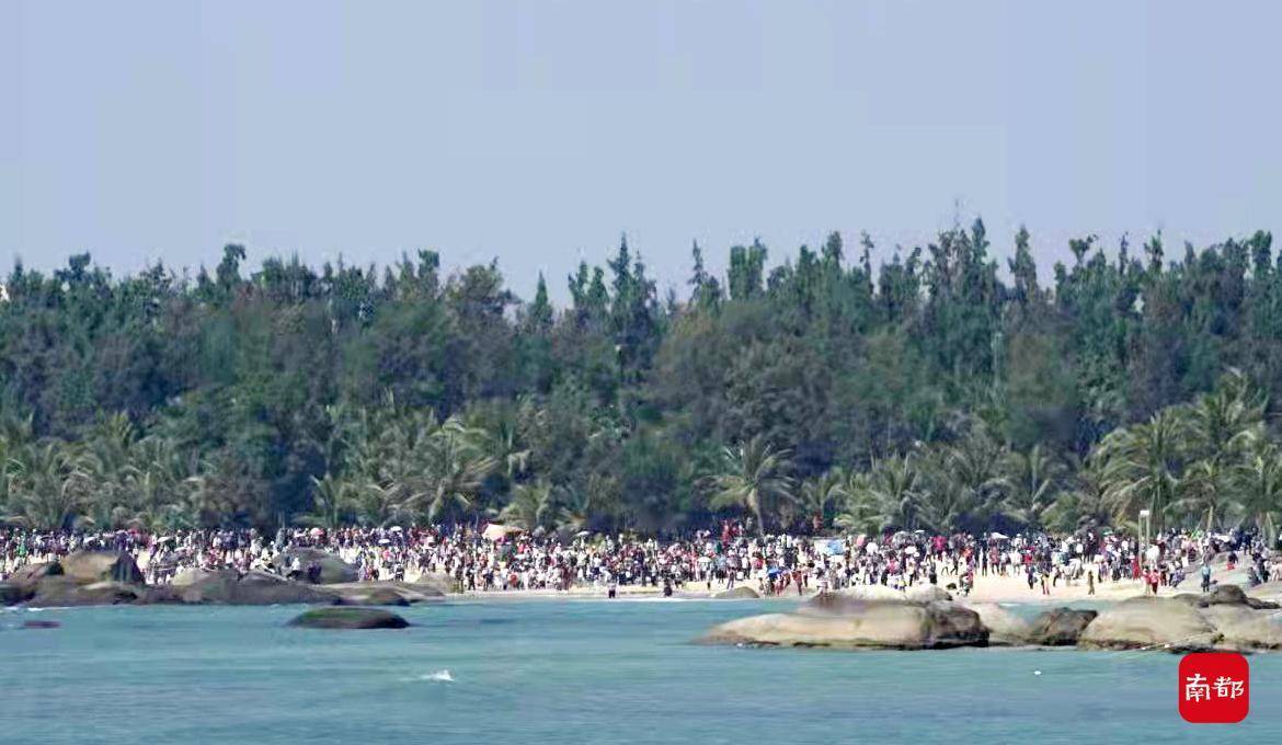 直击：破纪录！长征八号遥二火箭一箭22星成功发射