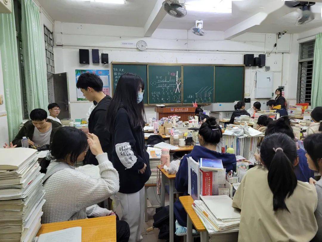 寒假回访母校阳西县第一中学