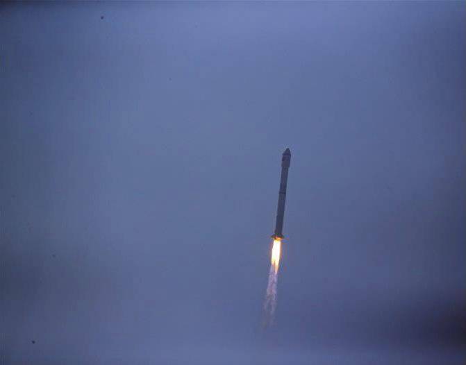 赛事|50万米高空看大运!“大运号”卫星成功发射