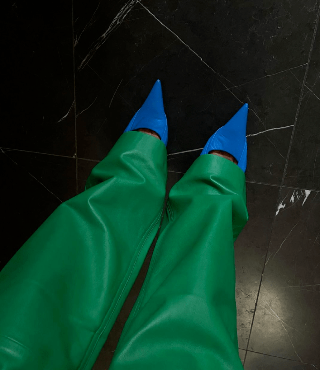 Calvin 黑白灰下岗了！2022春夏必穿蜂蜜绿！时髦高级，显白炸了！