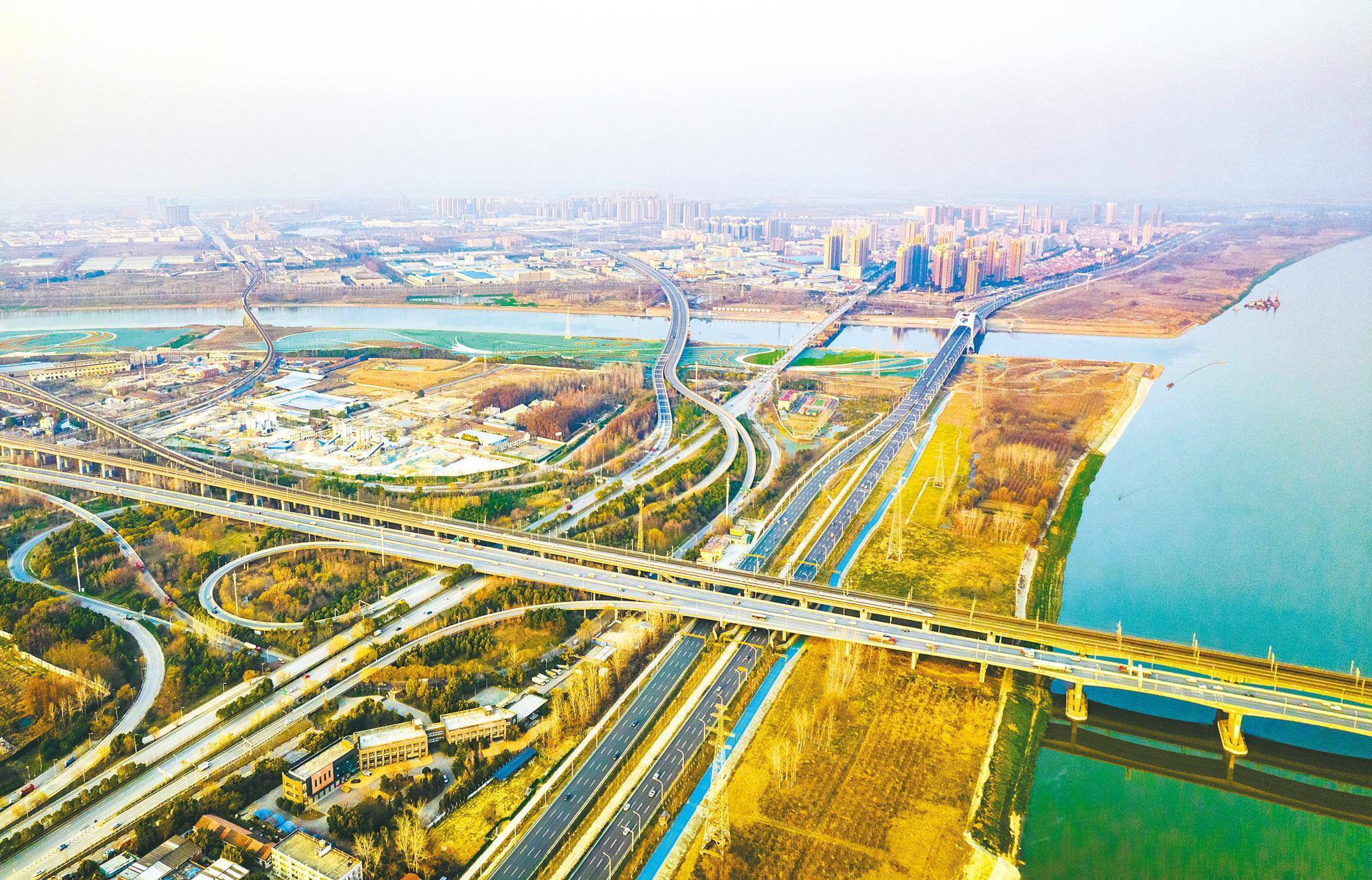 长江新区:湖北区域发展布局的重要"棋眼"_武汉_建设_城市