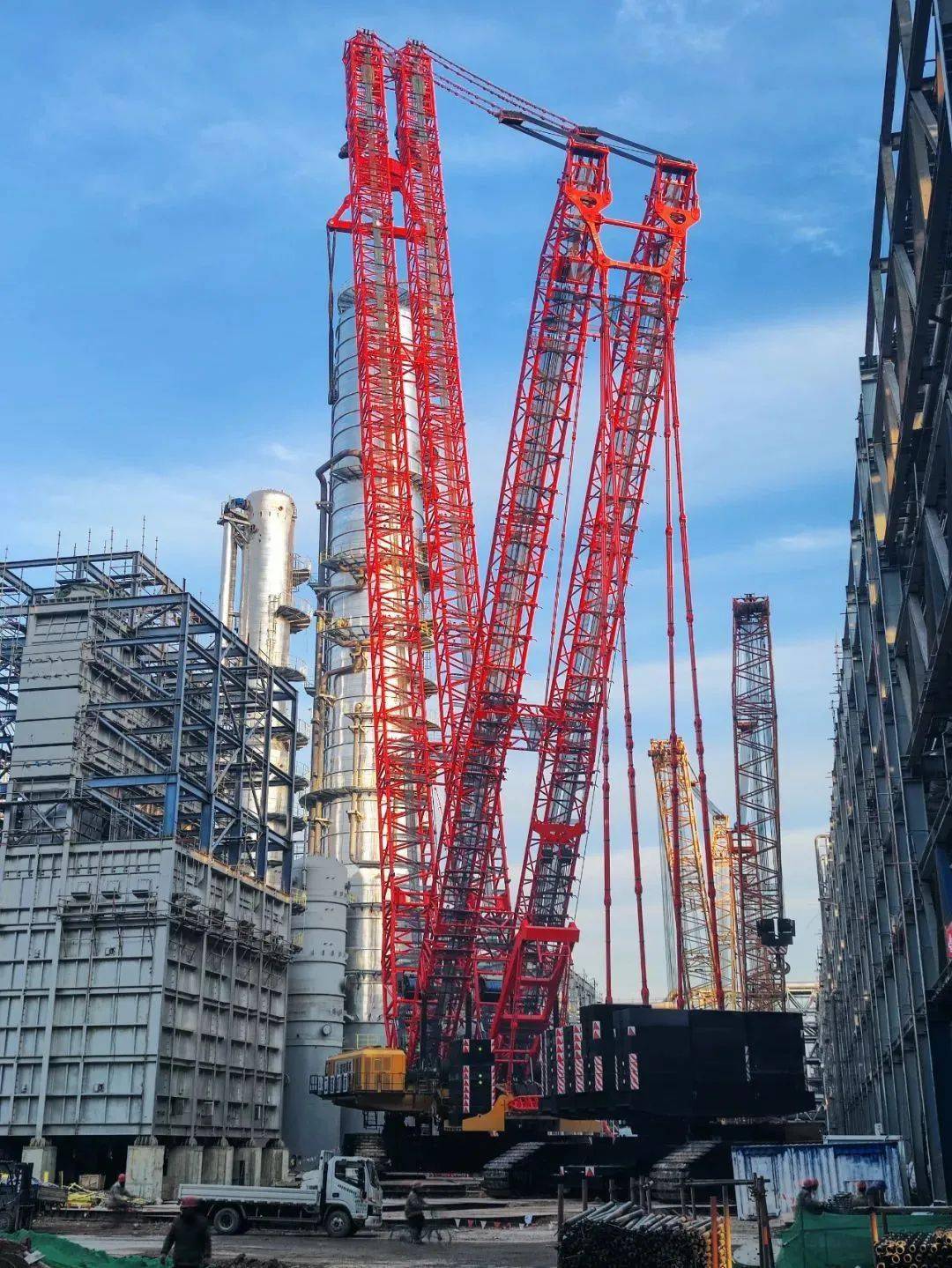 吊重1260t4500吨履带吊双臂工况首秀附视频图集