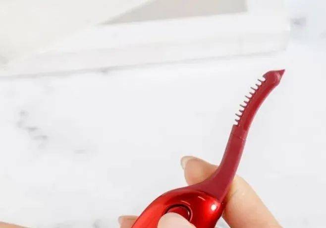 进化史摩形象 || 《深度解析精致自然妆容进化史》