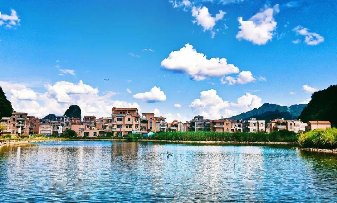 美翻了我们的村镇平乐县这个宝藏乡村出圈了