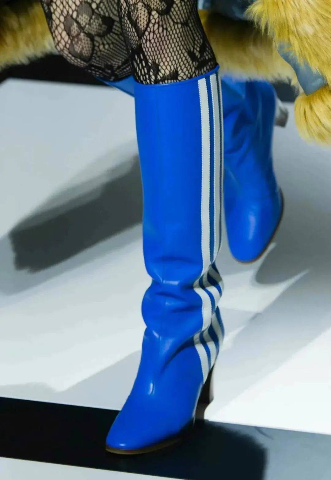 配饰 时装周 | 米兰这站的包鞋配饰,也!太!炸!了!