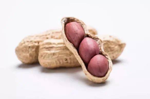 营养|“每天一包坚果？”别再给孩子这么吃了......