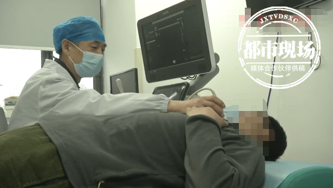 因为得了乳腺炎_男性_青少年_时期