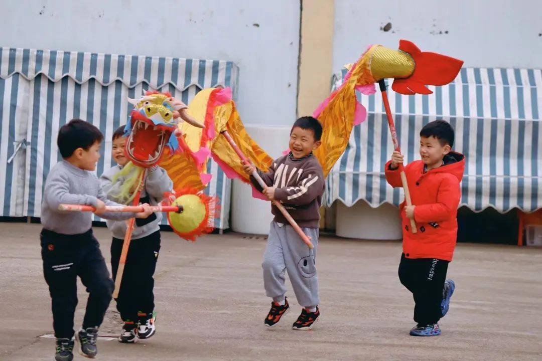 幼儿园龙抬头主题活动图片