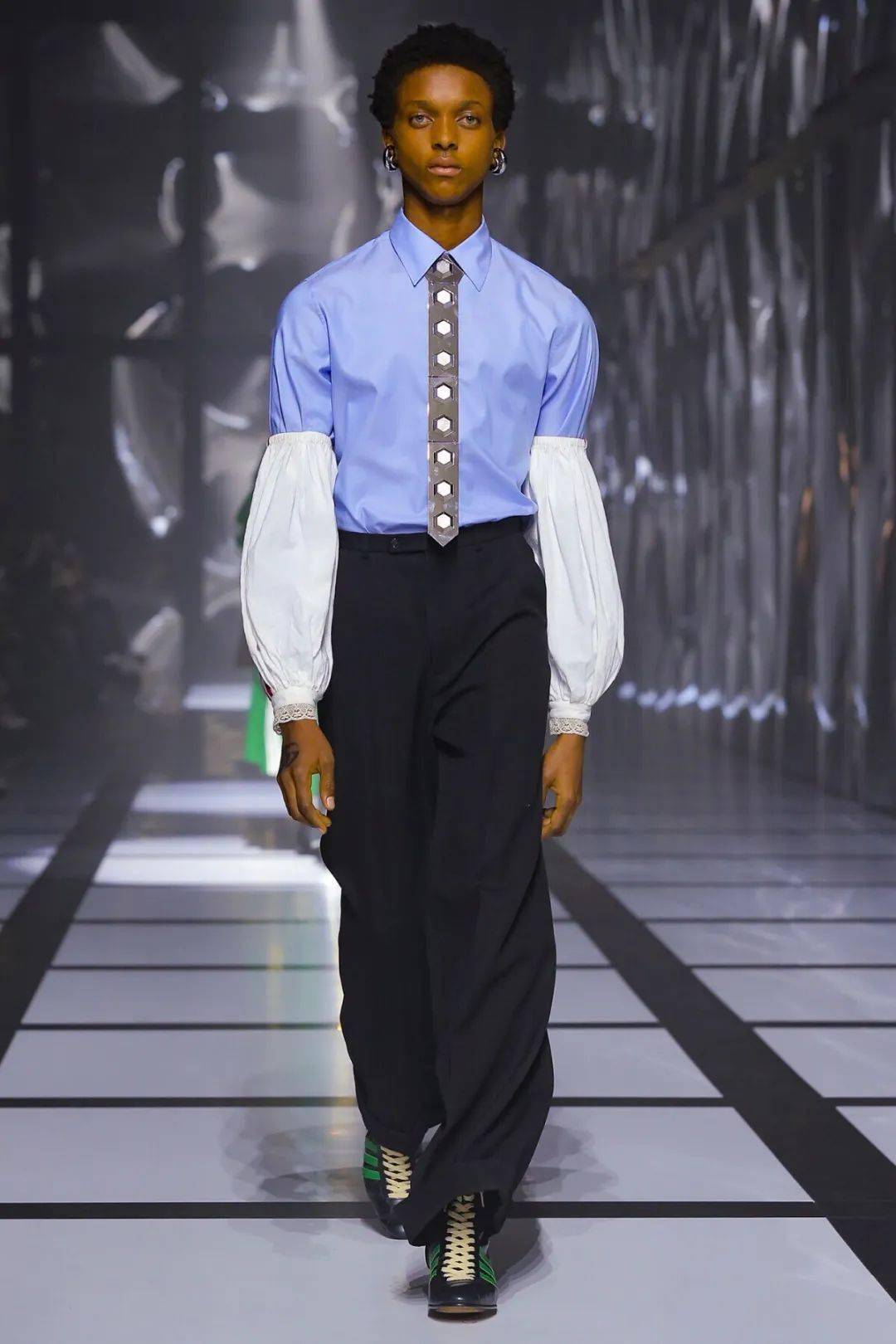 系列 怀孕7个月,裸着肚子出去“蹦迪”?姐你真的不怕孩子冻着吗...