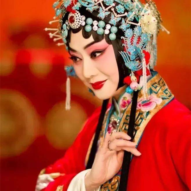 诗词里的那些眼神,哪个令你难忘怀?_双眸_眼波_眼睛