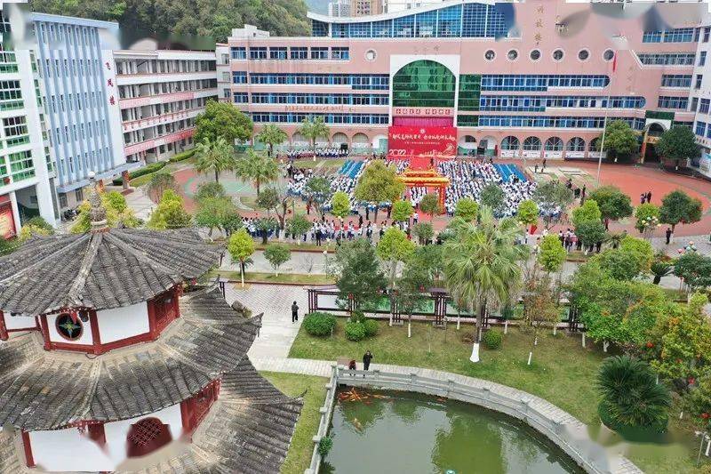 超燃现场航拍2022大田一中百日誓师大会