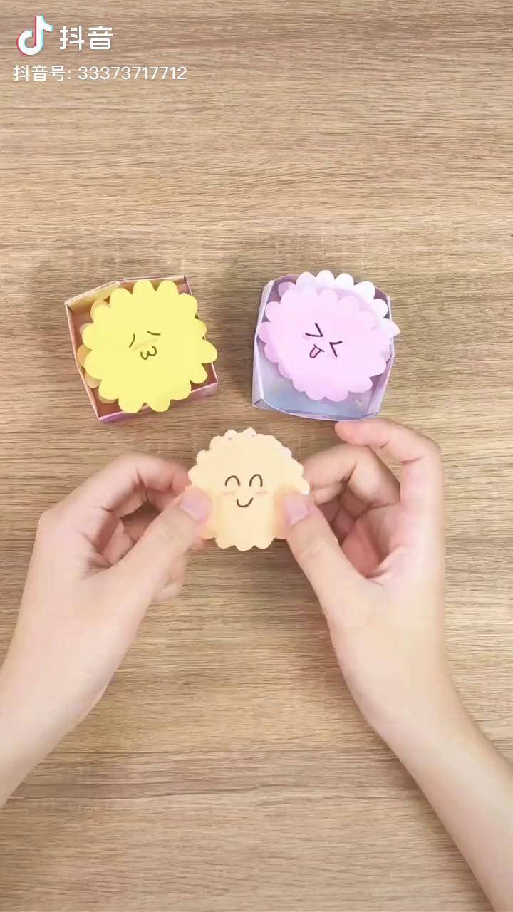 中秋节手工可爱的彩纸月饼陪孩子一起做一个吧折纸手工亲子时光