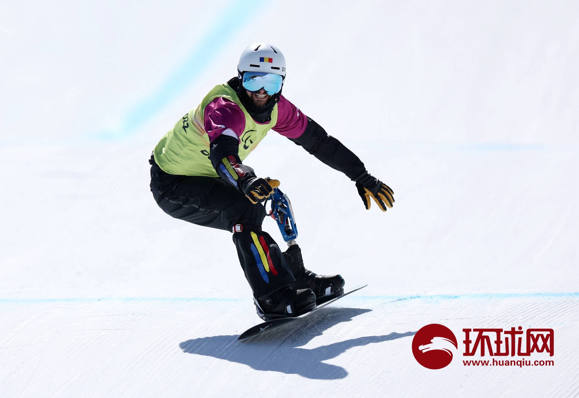 北京冬残奥会残奥单板滑雪比赛项目举行共产生8枚金牌