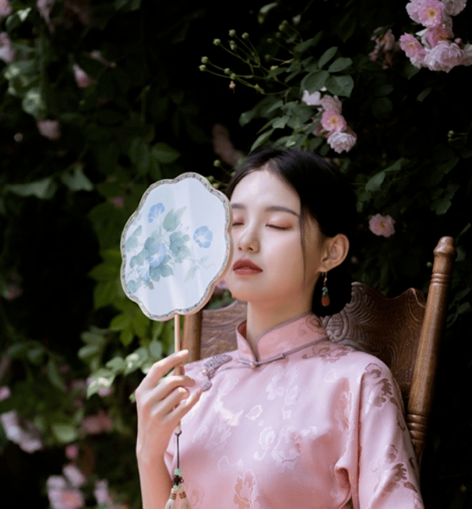 女子温婉一世芳华